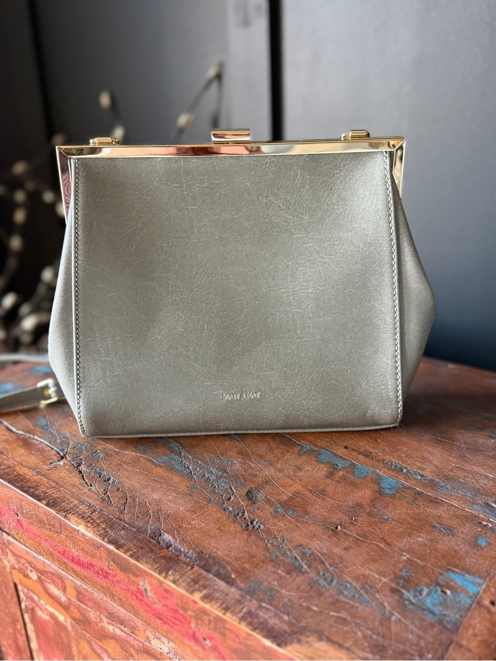 🩶 Matt & Nat Soft Grey Structured Crossbody Bag
